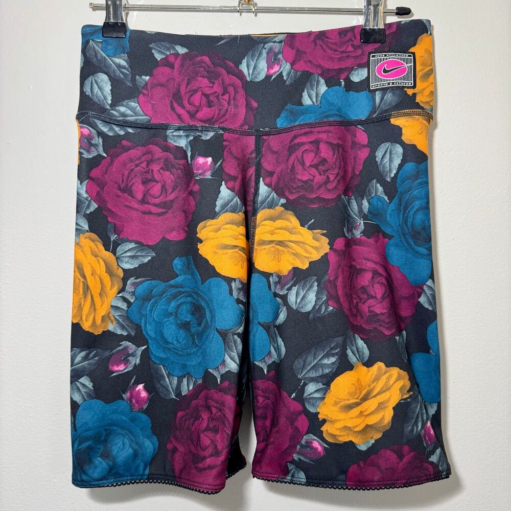 90s Nike Fit Floral Rose Print Bike Shorts High Waisted Colorful Retro Small
